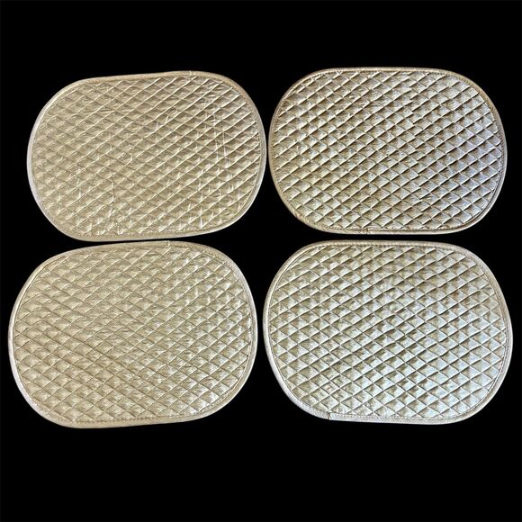 Placemats Gold Set 4 Quilted Shinny Lame Fabric Festive Party Dinner - Picture 1 of 4